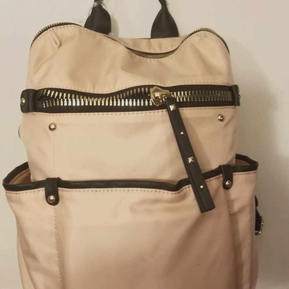 Hand bag